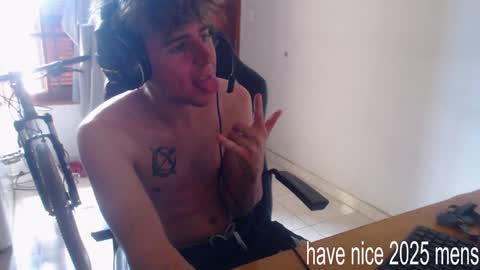 Snapshot of ramisexyloveyou chatting on 31, 12, 2024 Ramiro online show from 31, 12, 2024