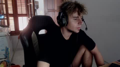 Snapshot of ramisexyloveyou chatting on 1, 3, 2025 Ramiro online show from 1, 3, 2025