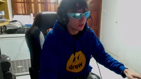 Snapshot of ramisexyloveyou chatting on 12, 10, 2025 Ramiro online show from 12, 10, 2025