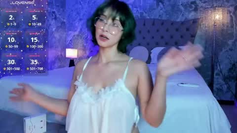 Snapshot of ramonaa_gold chatting on 29, 4, 2026 Ramona online show from 29, 4, 2026