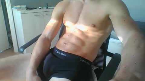 Snapshot of ramonjoosse2001 chatting on 15, 5, 2026 ramonjoosse2001 online show from 15, 5, 2026