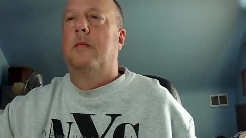 Snapshot of randman9222225 chatting on 1, 2, 2025 randman922225 online show from 1, 2, 2025