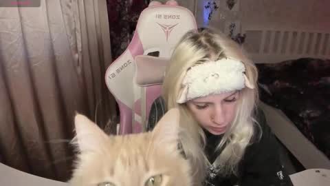 Snapshot of rapunzel_cute chatting on 18, 1, 2026 Rapunzel online show from 18, 1, 2026