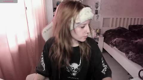 Snapshot of rapunzel_cute chatting on 22, 2, 2026 Rapunzel online show from 22, 2, 2026