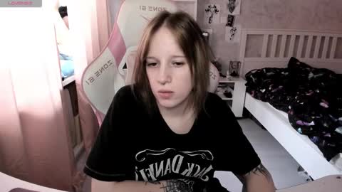 Snapshot of rapunzel_cute chatting on 3, 3, 2026 Rapunzel online show from 3, 3, 2026