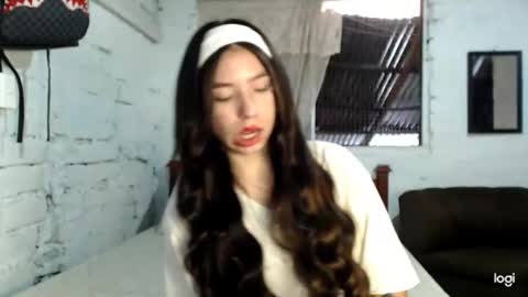 Snapshot of raquel2411 chatting on 24, 5, 2026 raquel2411 online show from 24, 5, 2026