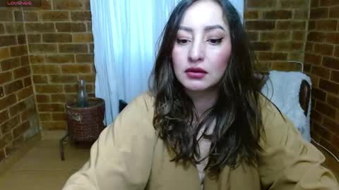 Raquel online show from 16, 4, 2026