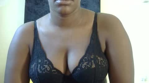 Snapshot of rara_molly chatting on 1, 4, 2026 rara_molly online show from 1, 4, 2026
