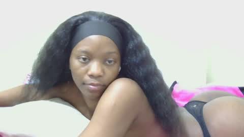 Snapshot of rare_pearl01 chatting on 12, 7, 2026 Rare Pearl01 online show from 12, 7, 2026