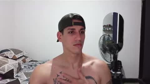 Snapshot of raul240335 chatting on 4, 8, 2026 Raul online show from 4, 8, 2026