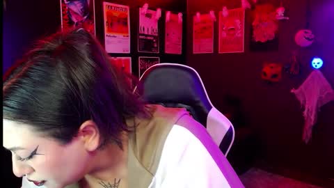 Snapshot of raven_darkk chatting on 30, 9, 2025 Raven online show from 30, 9, 2025