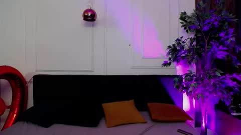 Raven Foxxy online show from 28, 2, 2026