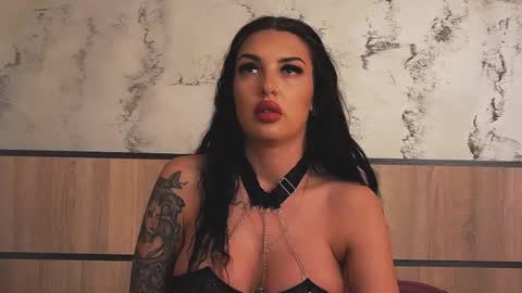 raven_inkk online show from 30, 3, 2026