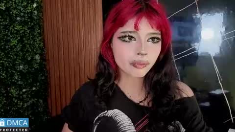 Snapshot of raven_rox_ chatting on 23, 6, 2026 raven_rox_ online show from 23, 6, 2026