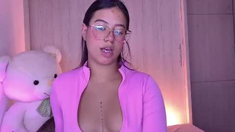 Snapshot of raven_stonee01 chatting on 16, 7, 2026 RAVEN online show from 16, 7, 2026