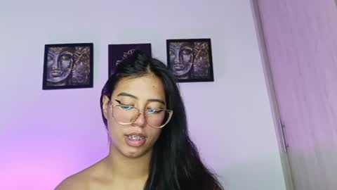 Snapshot of raven_stonee01 chatting on 28, 7, 2026 RAVEN online show from 28, 7, 2026