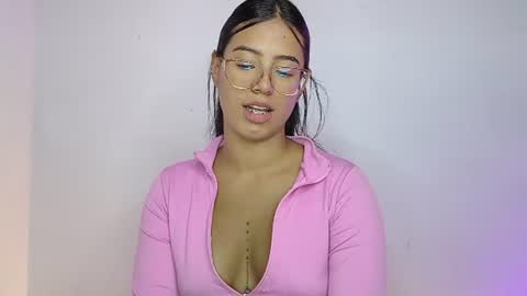 Snapshot of raven_stonee01 chatting on 3, 8, 2026 RAVEN online show from 3, 8, 2026