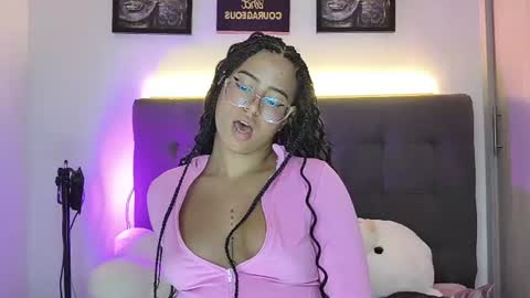 Snapshot of raven_stonee01 chatting on 9, 8, 2026 RAVEN online show from 9, 8, 2026