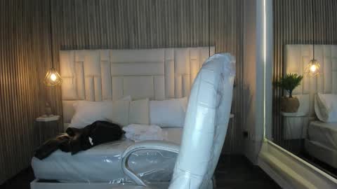 Snapshot of ravenn21 chatting on 27, 2, 2026 Raven online show from 27, 2, 2026