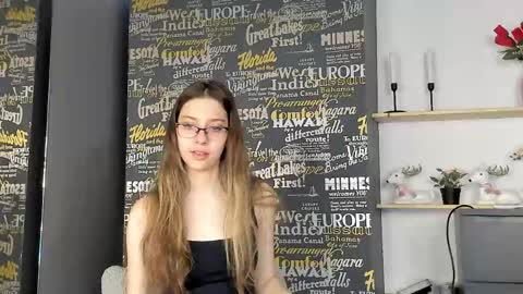 Snapshot of ravennbliss chatting on 20, 5, 2026 RavennBliss online show from 20, 5, 2026
