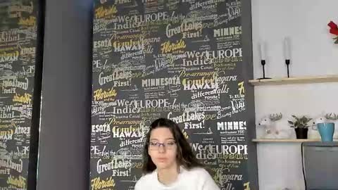 Snapshot of ravennbliss chatting on 25, 5, 2026 RavennBliss online show from 25, 5, 2026