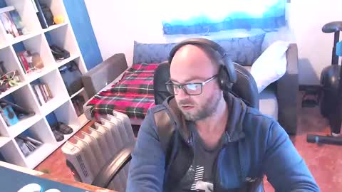 ravingr3d3 online show from 4, 3, 2025