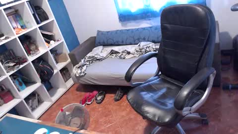 ravingr3d3 online show from 24, 9, 2025