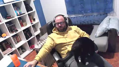 ravingr3d3 online show from 30, 11, 2025