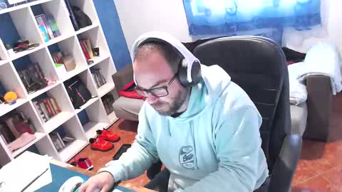 ravingr3d3 online show from 3, 12, 2025