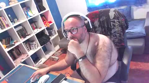 ravingr3d3 online show from 29, 5, 2026