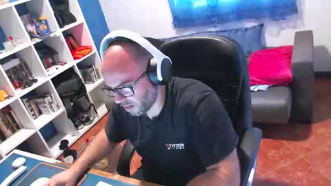 Snapshot of ravingr3d3 chatting on 26, 6, 2026 ravingr3d3 online show from 26, 6, 2026