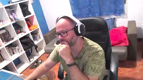 Snapshot of ravingr3d3 chatting on 28, 6, 2026 ravingr3d3 online show from 28, 6, 2026