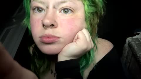 Ravynn 3 online show from 5, 1, 2025