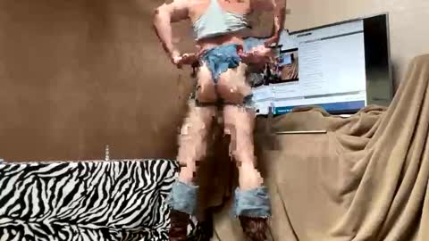 Snapshot of rawbuns2u chatting on 10, 6, 2026 rawbuns2u online show from 10, 6, 2026