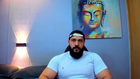 Snapshot of rawmathews chatting on 5, 1, 2025 rawmathews online show from 5, 1, 2025