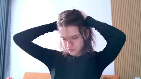 Ray-Ray online show from 28, 11, 2025