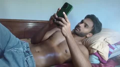 Snapshot of rayannzz chatting on 23, 4, 2026 eyan online show from 23, 4, 2026