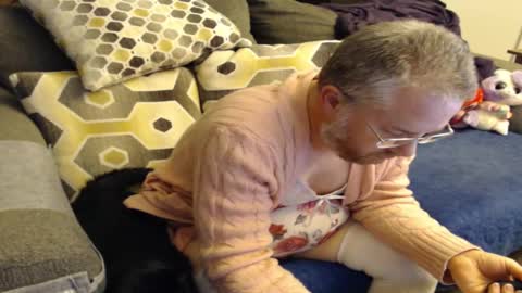 Snapshot of raymondsun chatting on 11, 2, 2025 Sunshine Ray online show from 11, 2, 2025