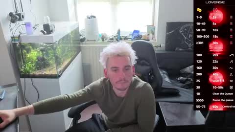 Rayzel online show from 12, 4, 2026