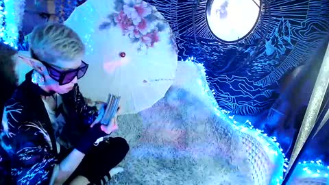 Snapshot of raziel_haze chatting on 26, 12, 2024 Yrriel Strife Candy-Demon Caveboy mr. Cringe online show from 26, 12, 2024