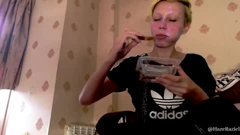 Snapshot of raziel_haze chatting on 14, 9, 2025 Yrriel Strife Candy-Demon Caveboy mr. Cringe online show from 14, 9, 2025