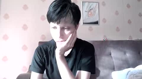 Snapshot of raziel_haze chatting on 28, 9, 2025 Yrriel Strife Candy-Demon Caveboy mr. Cringe online show from 28, 9, 2025