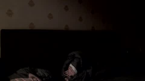 Snapshot of raziel_haze chatting on 4, 11, 2025 Yrriel Strife Candy-Demon Caveboy mr. Cringe online show from 4, 11, 2025