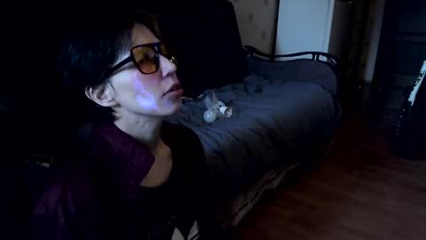 Snapshot of raziel_haze chatting on 26, 11, 2025 Yrriel Strife Candy-Demon Caveboy mr. Cringe online show from 26, 11, 2025