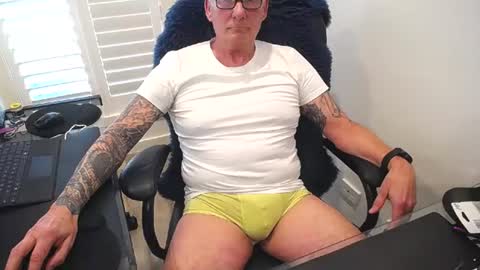 Snapshot of reacher1965 chatting on 17, 7, 2026 reacher1965 online show from 17, 7, 2026