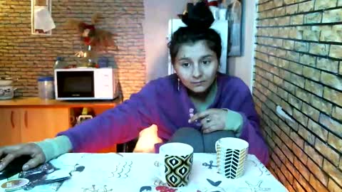 real_coupl3 online show from 8, 3, 2026