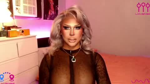 Snapshot of real_dom_phuta chatting on 17, 6, 2026 Miss Katrina De Futah Goddess of HELL online show from 17, 6, 2026
