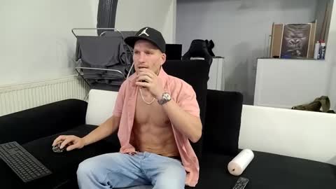 Ask me online show from 10, 2, 2025