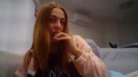 realpussy4 online show from 15, 4, 2026