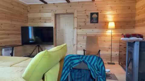 Snapshot of realsupermichael chatting on 14, 5, 2026 AliceEve online show from 14, 5, 2026